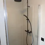 Frisch Renoviertes, Modernes 2zi Mit Balkon, Boxspringbett In Kliniknaehe! * Bad Oeynhausen